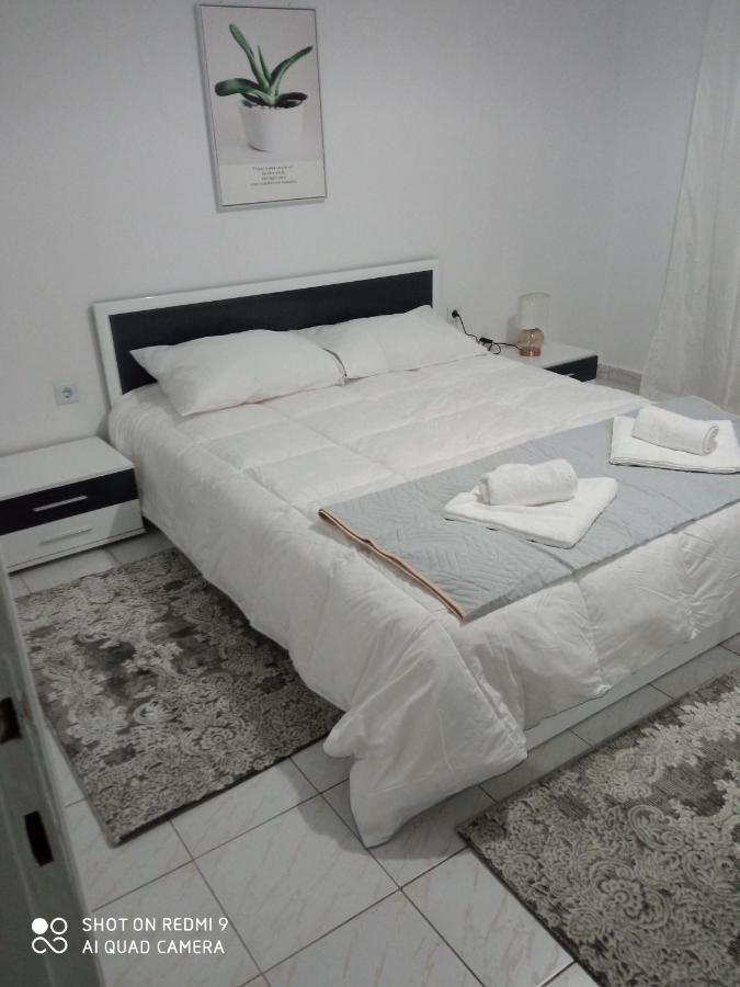 Elea House Apartment Керамоти Екстериор снимка
